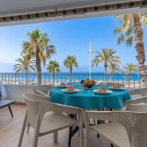 https://shore-thing-playa-la-herradura.es-andalucia.com