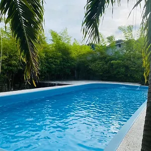 Little Star 3*, Ko Phi Phi Tajlandia